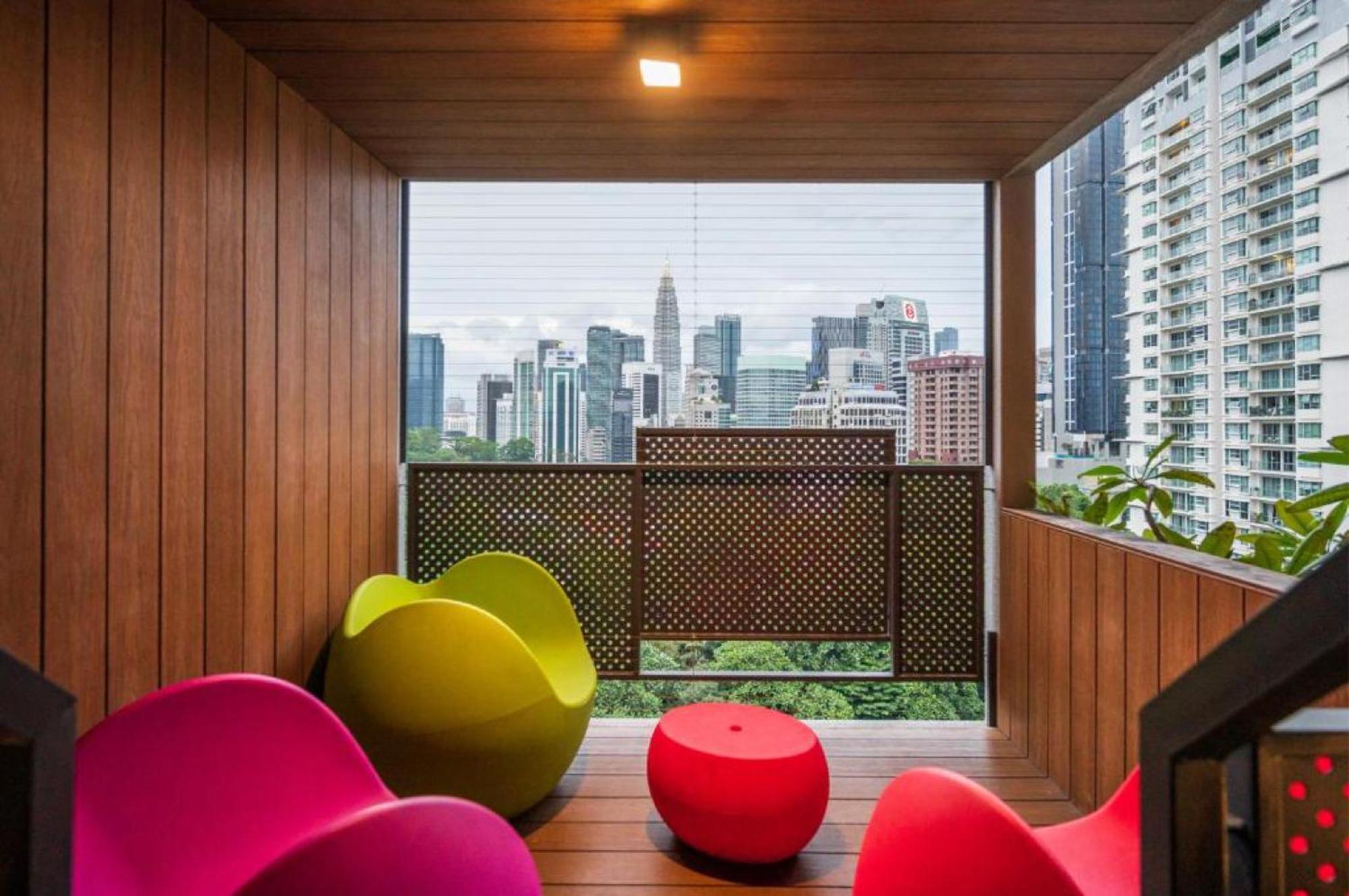 Ceylonz Suites Klcc By Staybliss Kuala Lumpur Exterior photo