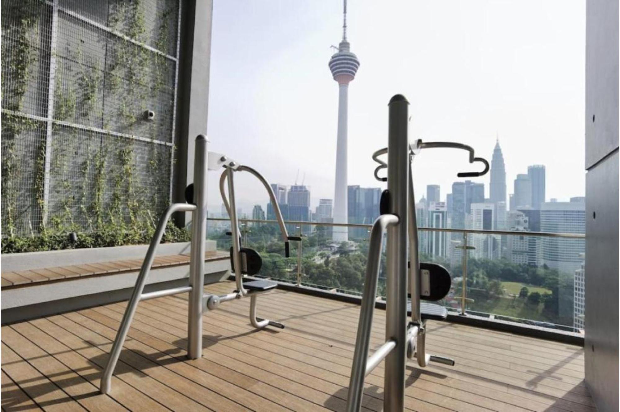 Ceylonz Suites Klcc By Staybliss Kuala Lumpur Exterior photo